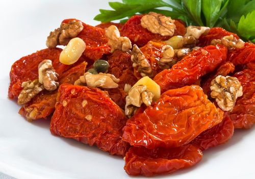 Sun Dried Tomatoes with Walnuts and Garlic