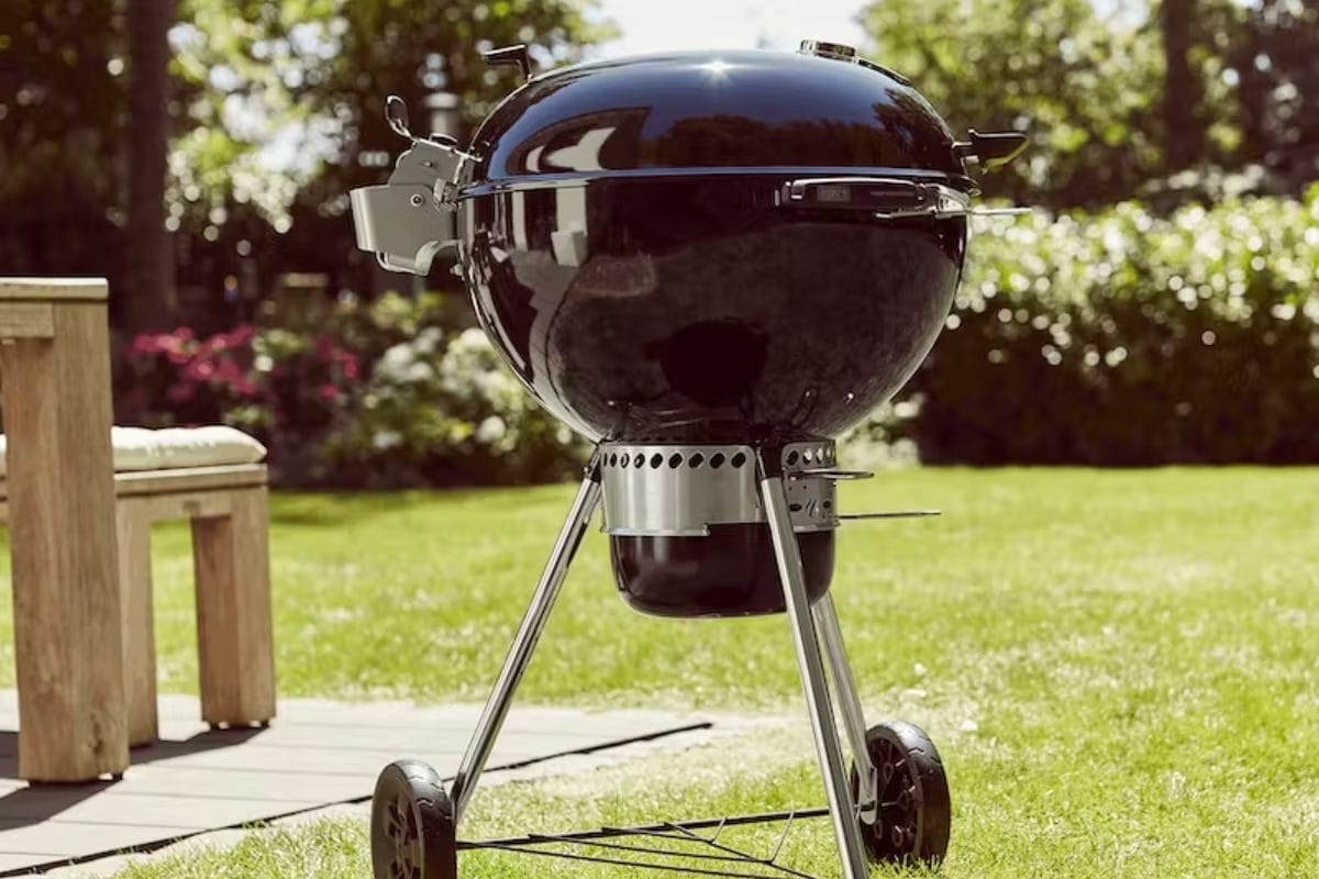 Master-Touch GBS Premium E-5770 Charcoal Barbecue