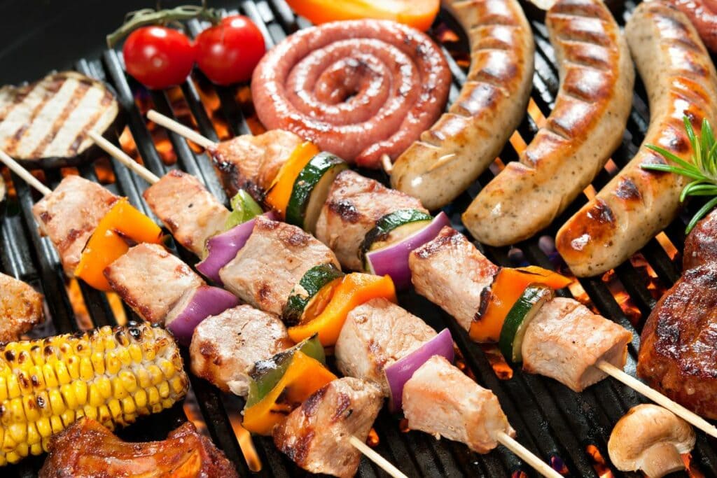 Assorted Grilled Meat with Veggies