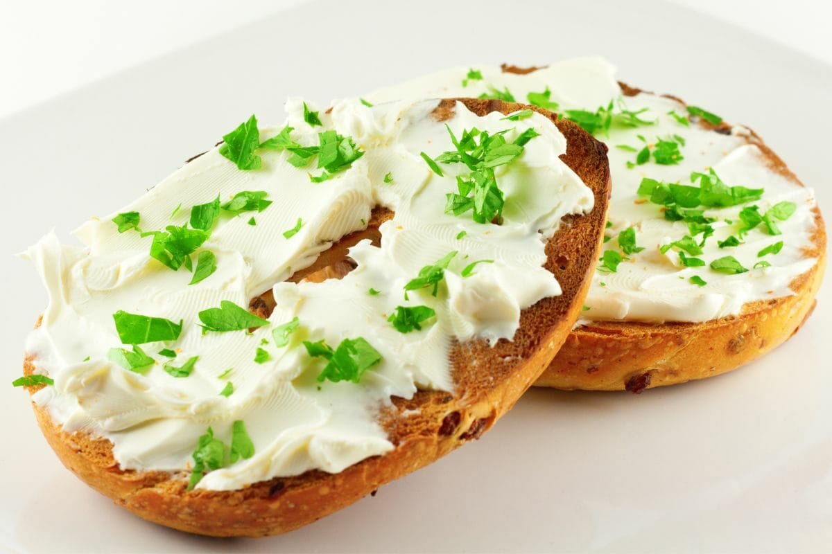 Breakfast Bagel with Cream Cheese